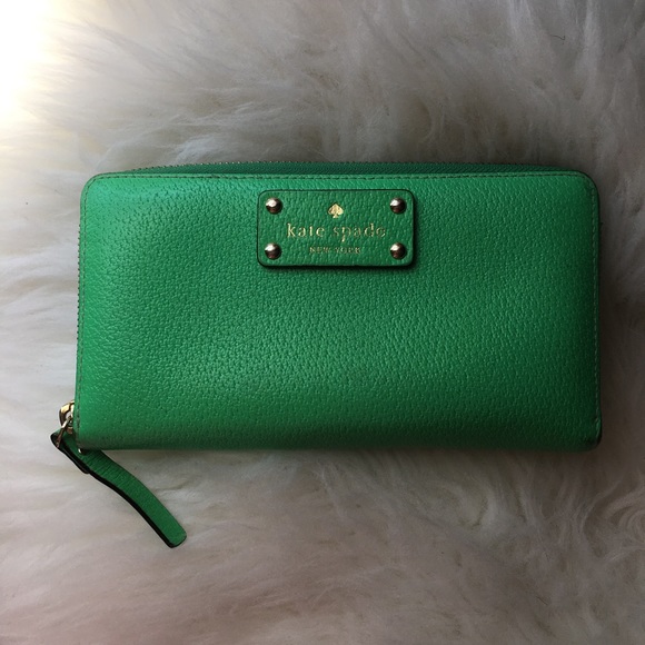 kate spade Handbags - Green Kate Spade Leather Wallet